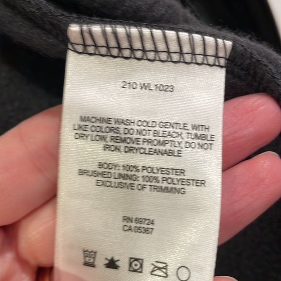 Columbia Breast Cancer Awareness fleece vest - Picture 6 of 7